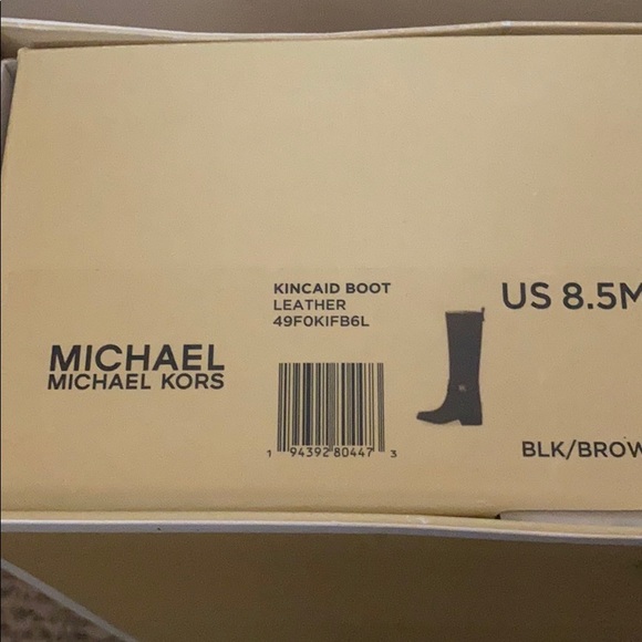 Boots - Picture 3 of 3